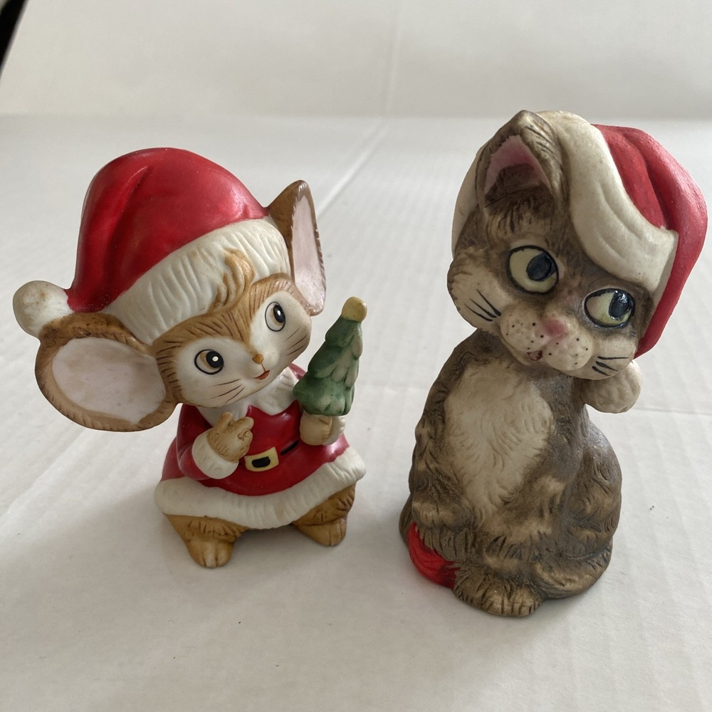 Vintage Homeco Mouse With Christmas Tree And Santa Cat Bell Figurines